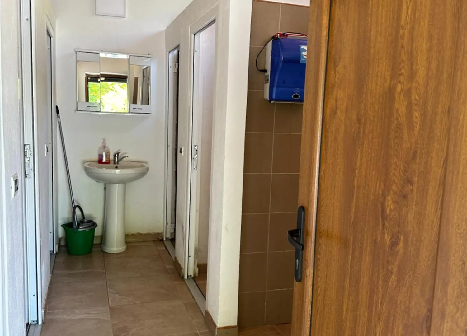 Guest House Rilindja Valbone 0*,  Albania