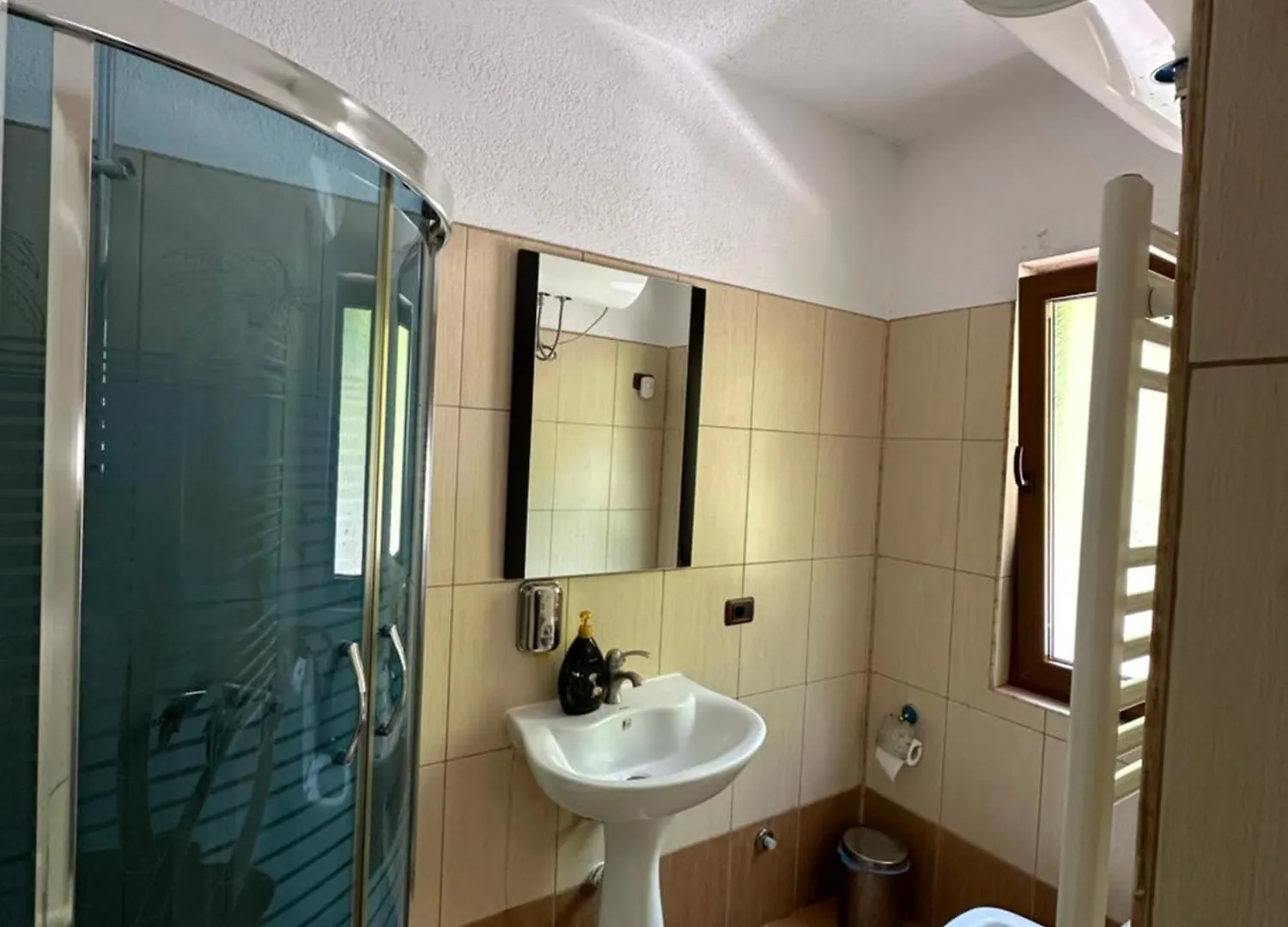 Guest House Rilindja Valbone